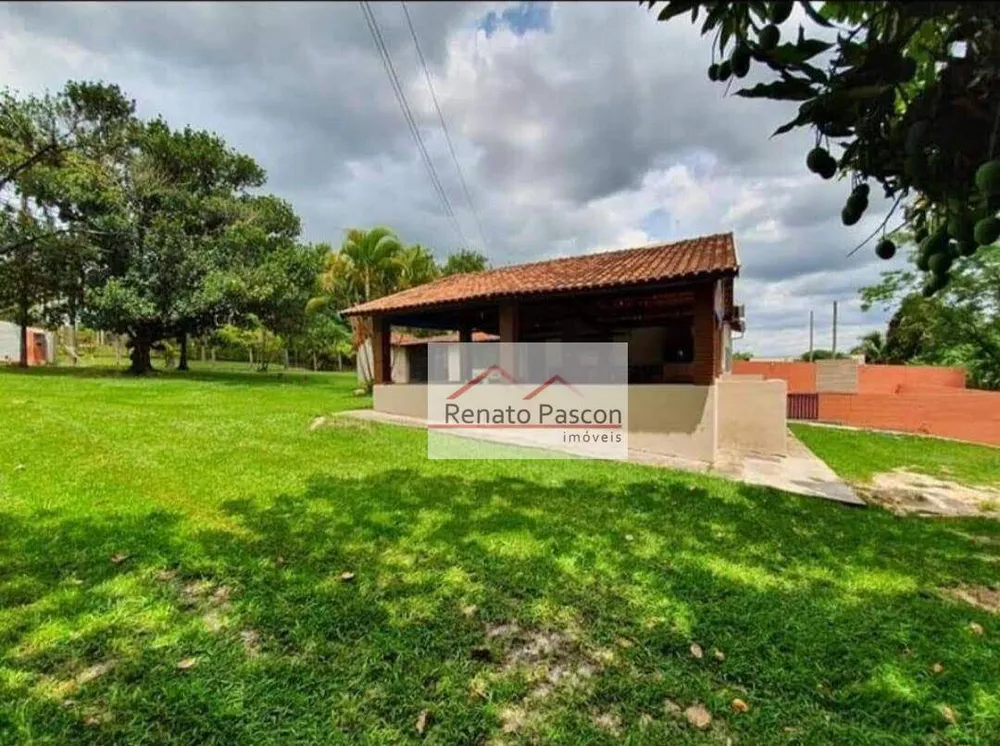Chácara, 2 quartos, 2881 m² - Foto 1