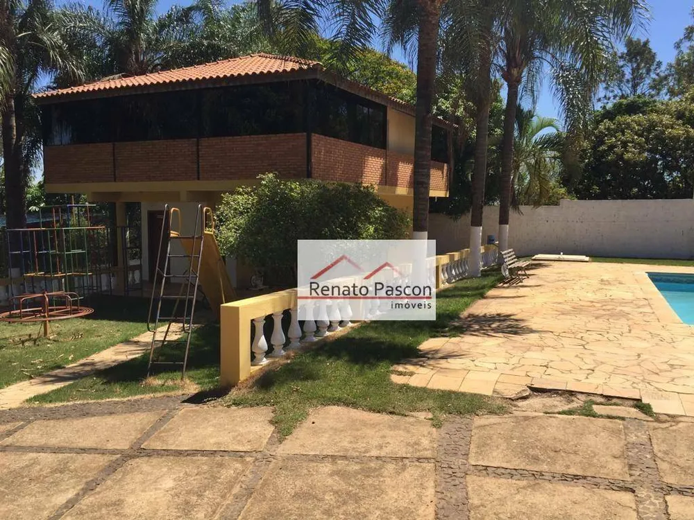 Chácara, 3 quartos, 2400 m² - Foto 2