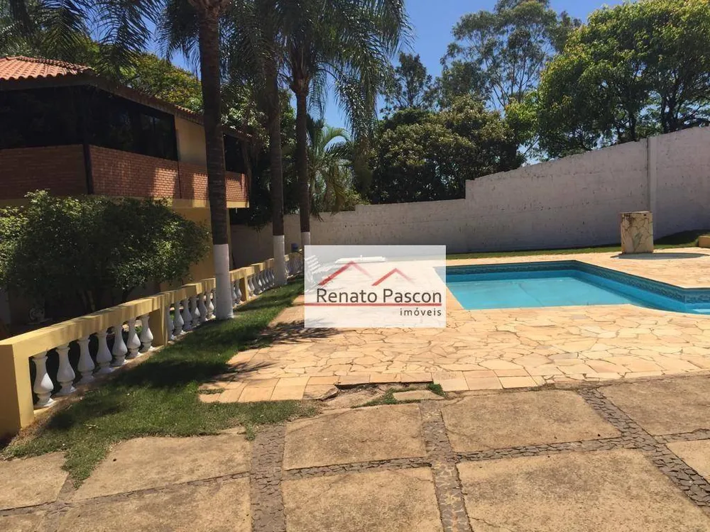 Chácara, 3 quartos, 2400 m² - Foto 8