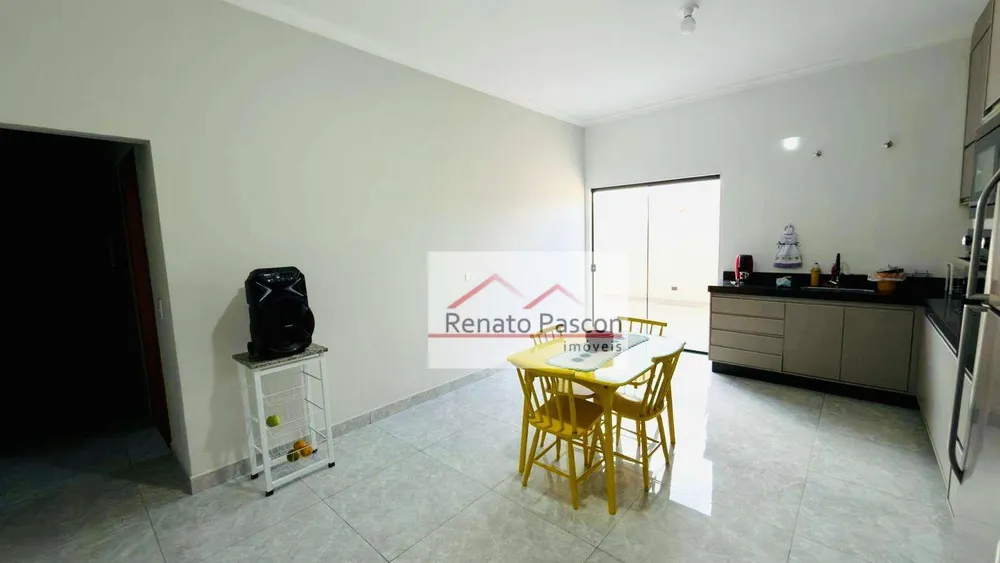 Casa, 3 quartos, 135 m² - Foto 2