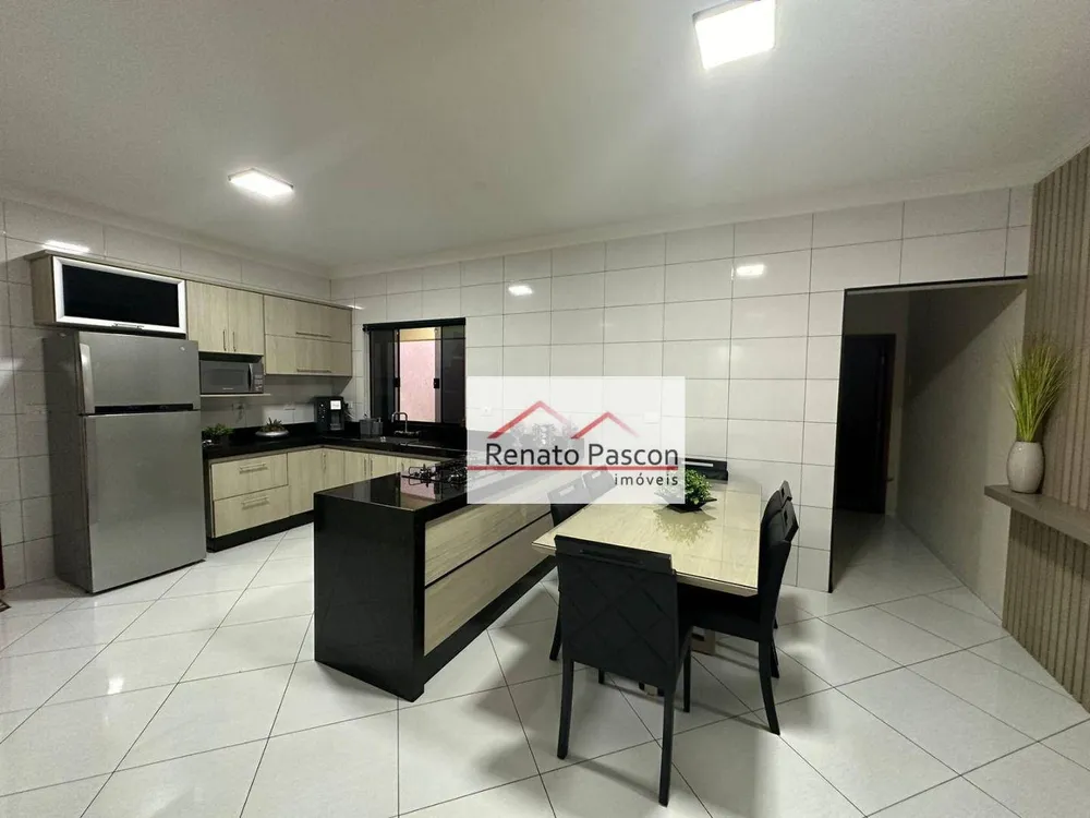 Sobrado, 3 quartos, 176 m² - Foto 2