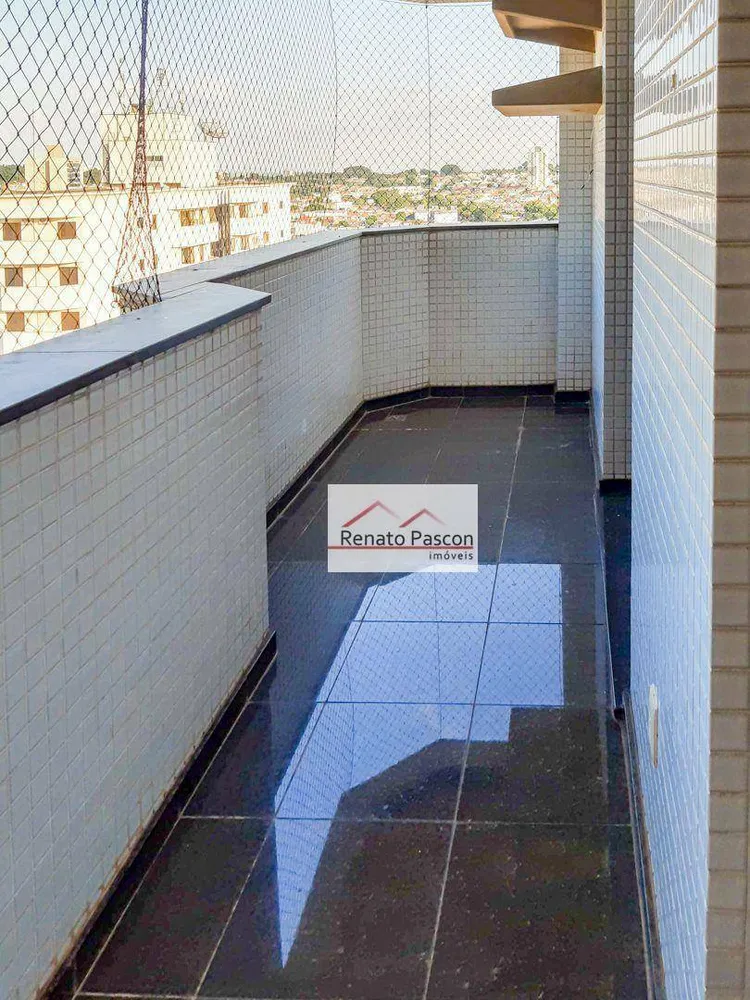Apartamento, 3 quartos, 209 m² - Foto 3