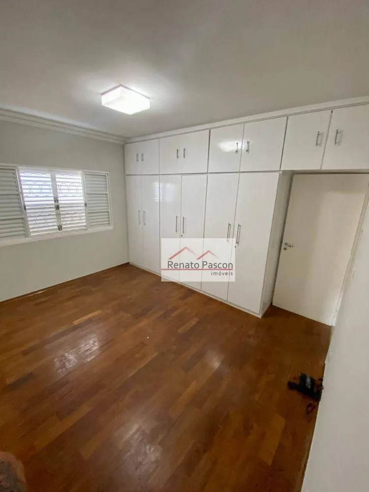 Casa, 3 quartos, 227 m² - Foto 2