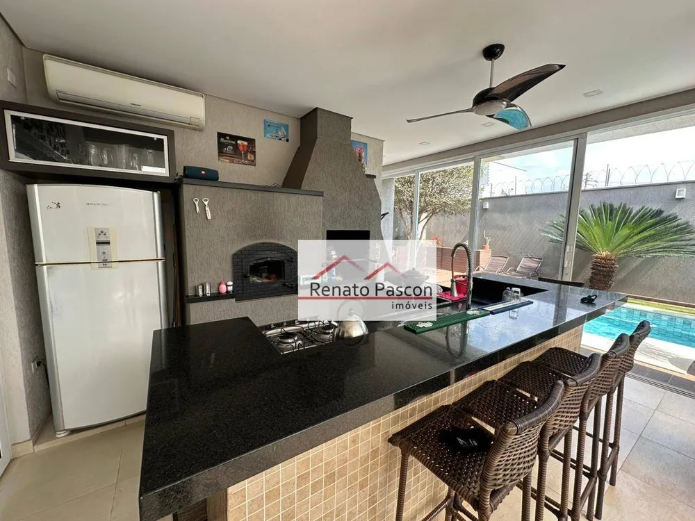 Sobrado, 3 quartos, 304 m² - Foto 8