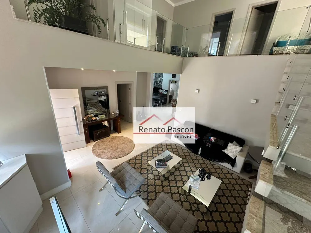Sobrado, 3 quartos, 304 m² - Foto 1