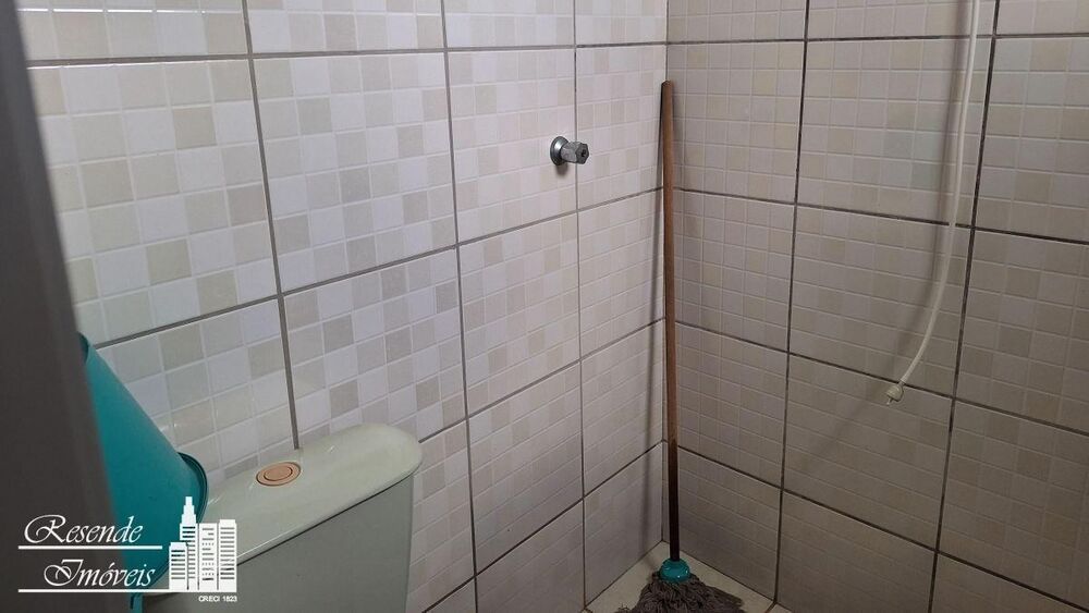 Casa para alugar com 1 quarto, 60m² - Foto 4