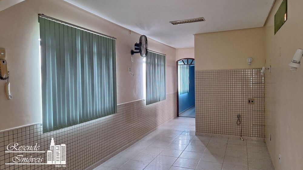 Casa para alugar com 1 quarto, 60m² - Foto 2