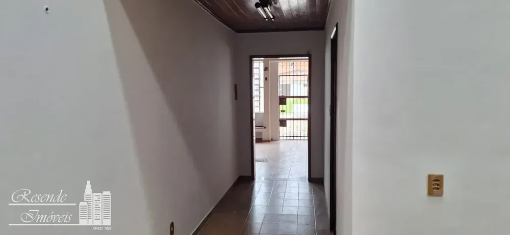 Casa, 4 quartos, 320 m² - Foto 10