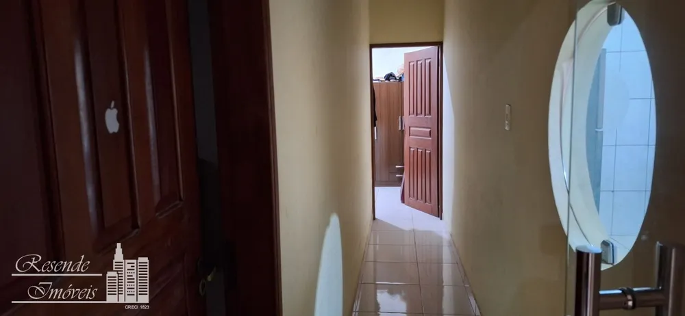 Casa, 3 quartos, 200 m² - Foto 1