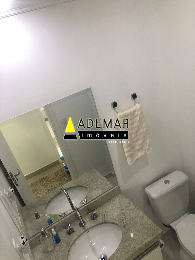 Apartamento à venda com 2 quartos, 65m² - Foto 3