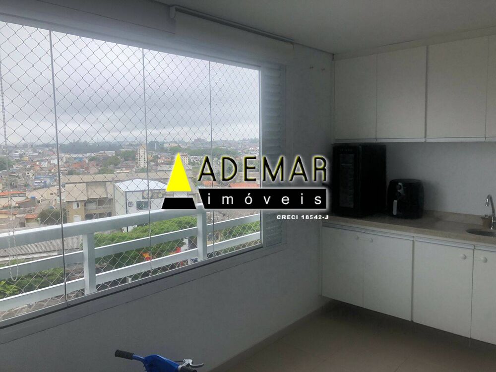 Apartamento à venda com 2 quartos, 65m² - Foto 2