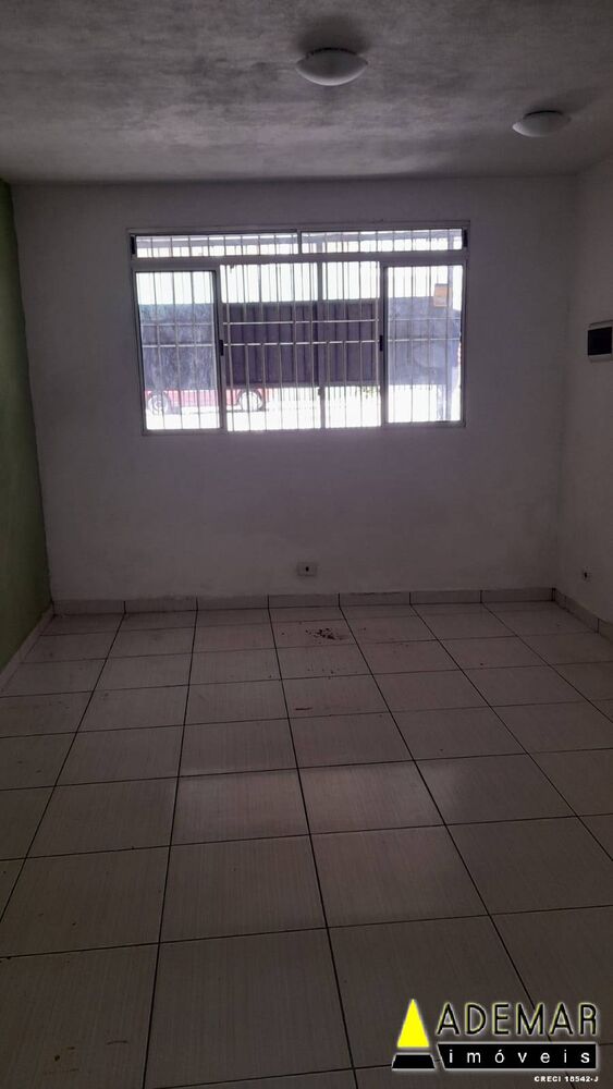 Casa à venda e aluguel com 2 quartos, 230m² - Foto 3