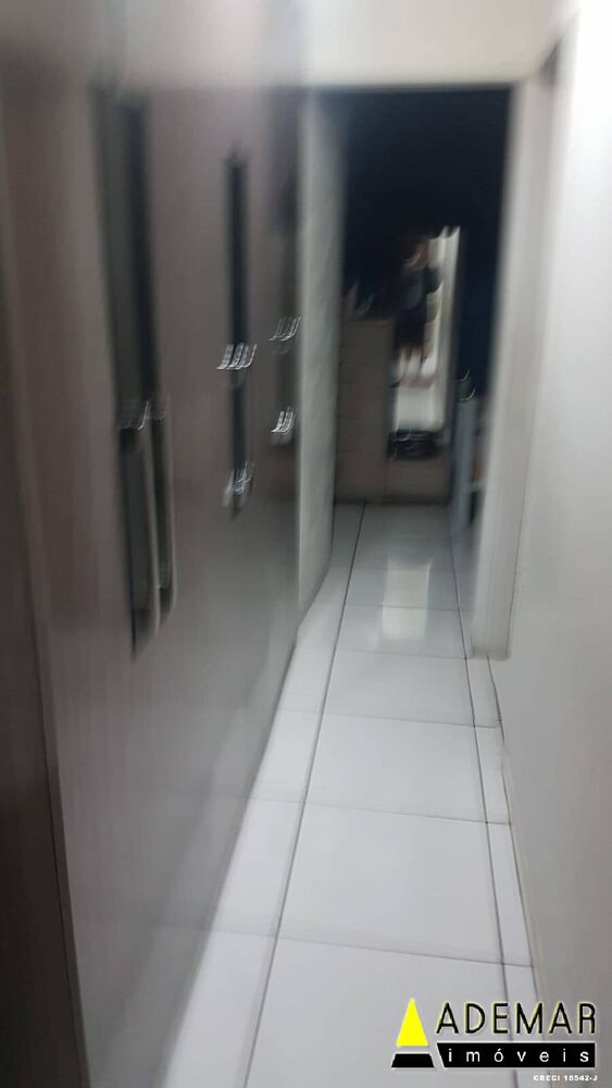 Apartamento à venda com 2 quartos, 62m² - Foto 2