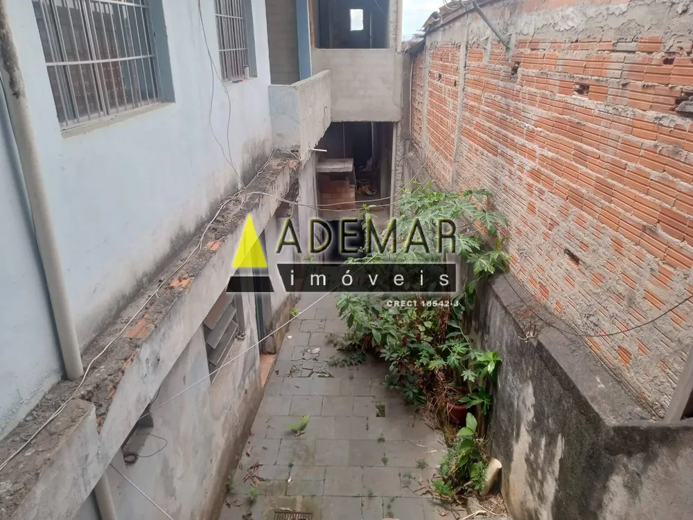 Casa, 5 quartos, 240 m² - Foto 3