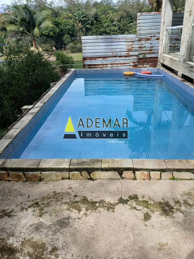 Casa, 8 quartos, 1650 m² - Foto 1