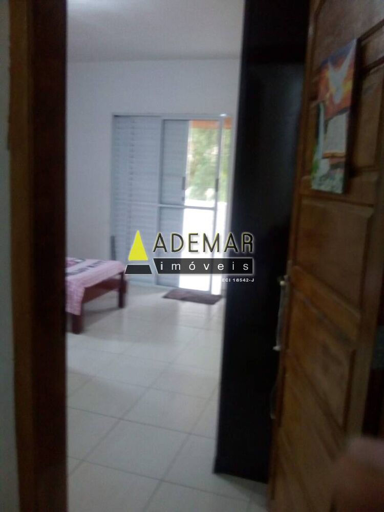 Casa à venda com 4 quartos, 319m² - Foto 4