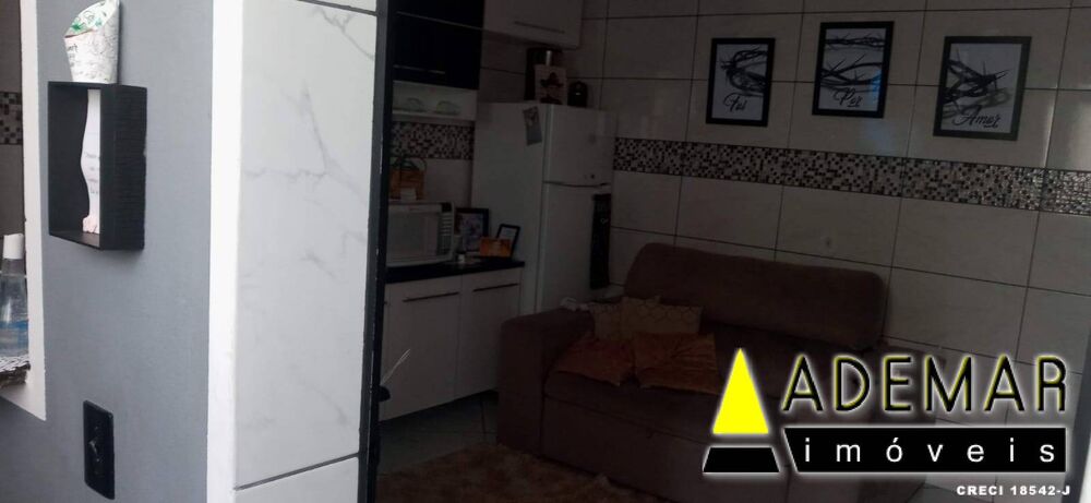 Casa à venda com 3 quartos, 175m² - Foto 2