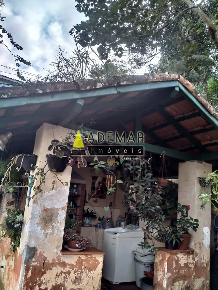 Chácara à venda com 3 quartos, 522m² - Foto 1