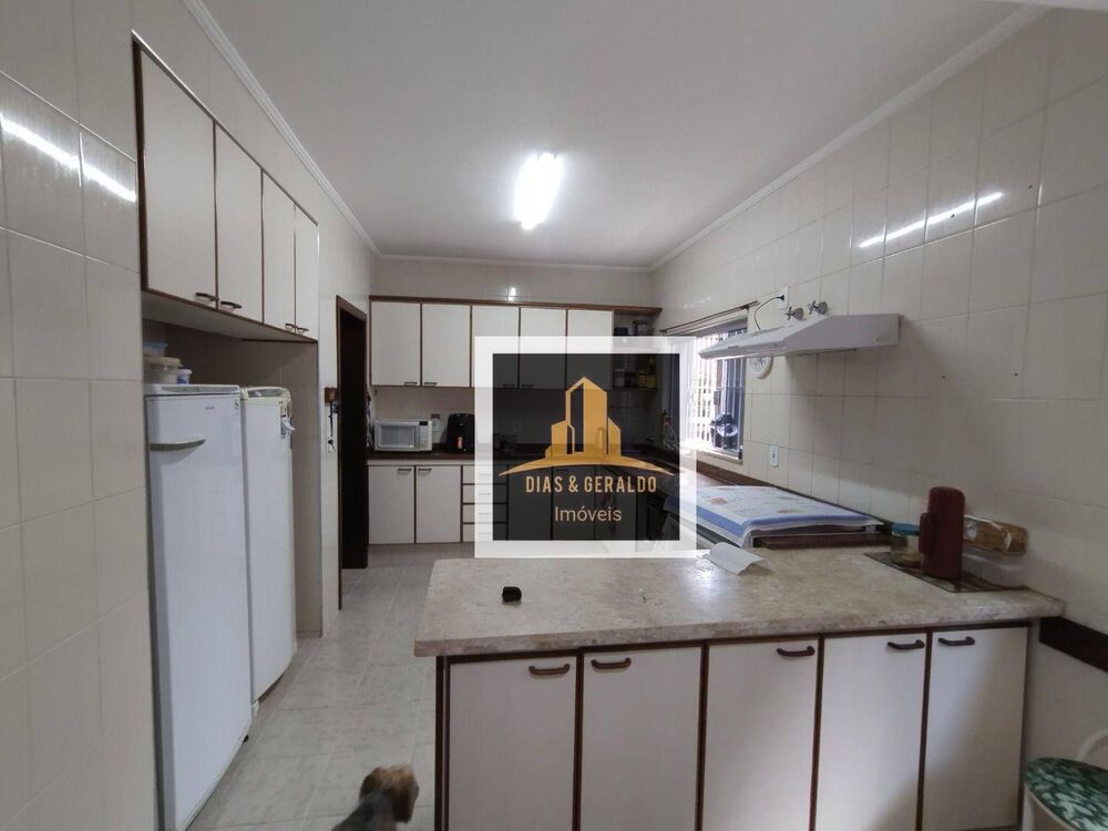 Sobrado, 5 quartos, 264 m² - Foto 8