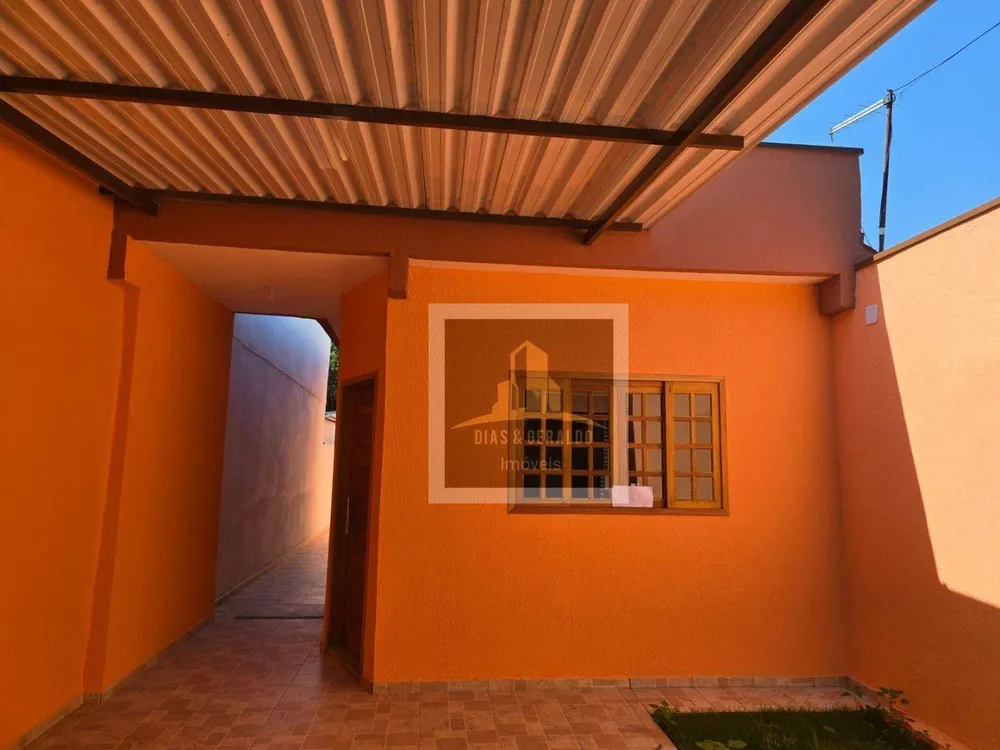 Casa, 2 quartos, 67 m² - Foto 1