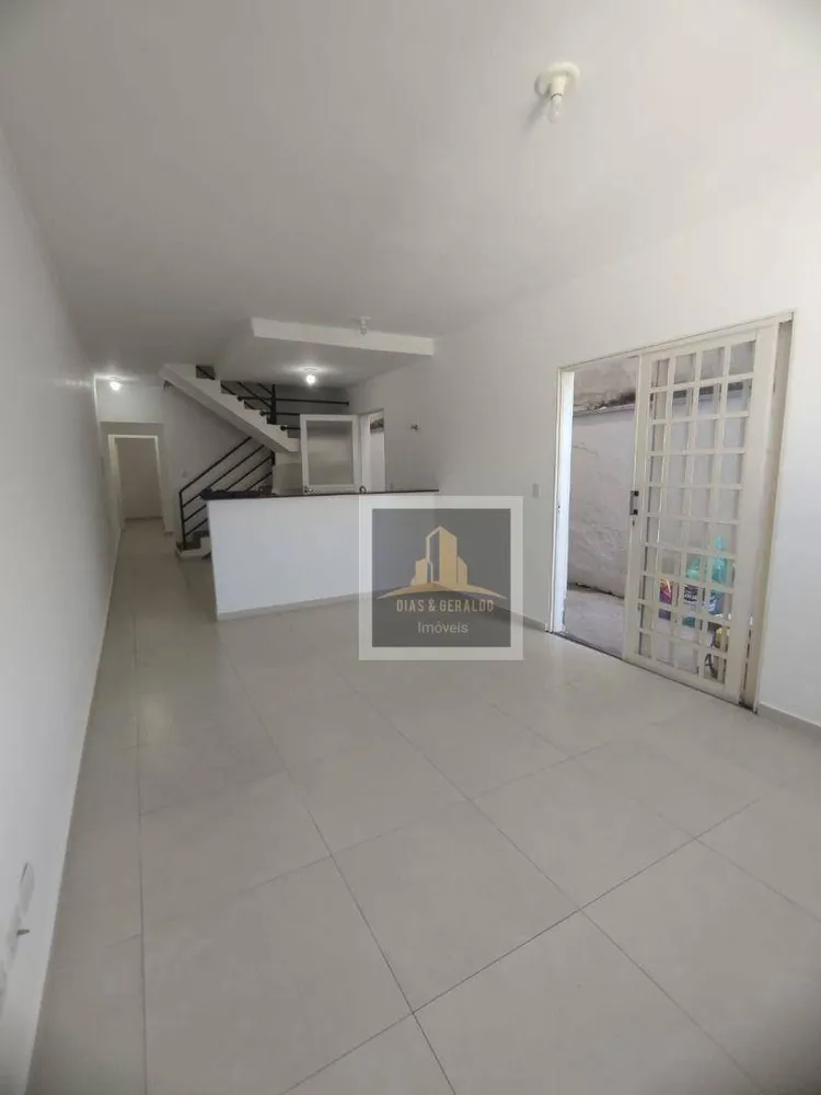 Sobrado, 2 quartos, 100 m² - Foto 2