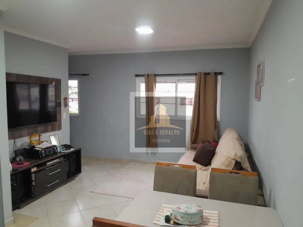 Casa, 3 quartos, 134 m² - Foto 1