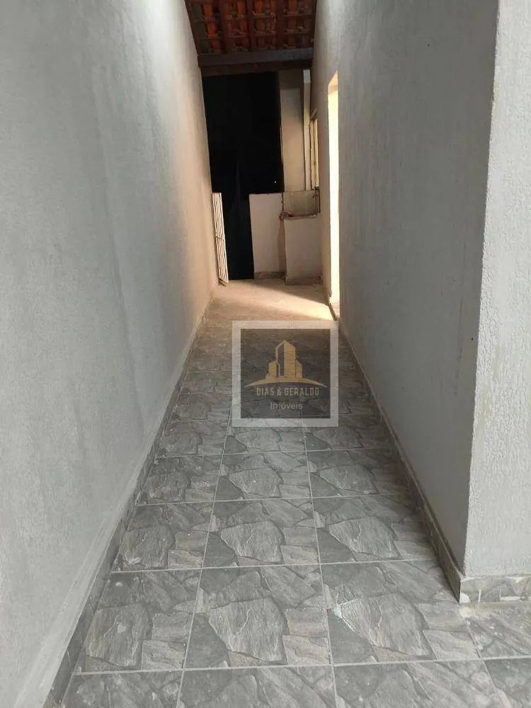 Casa, 3 quartos, 80 m² - Foto 1