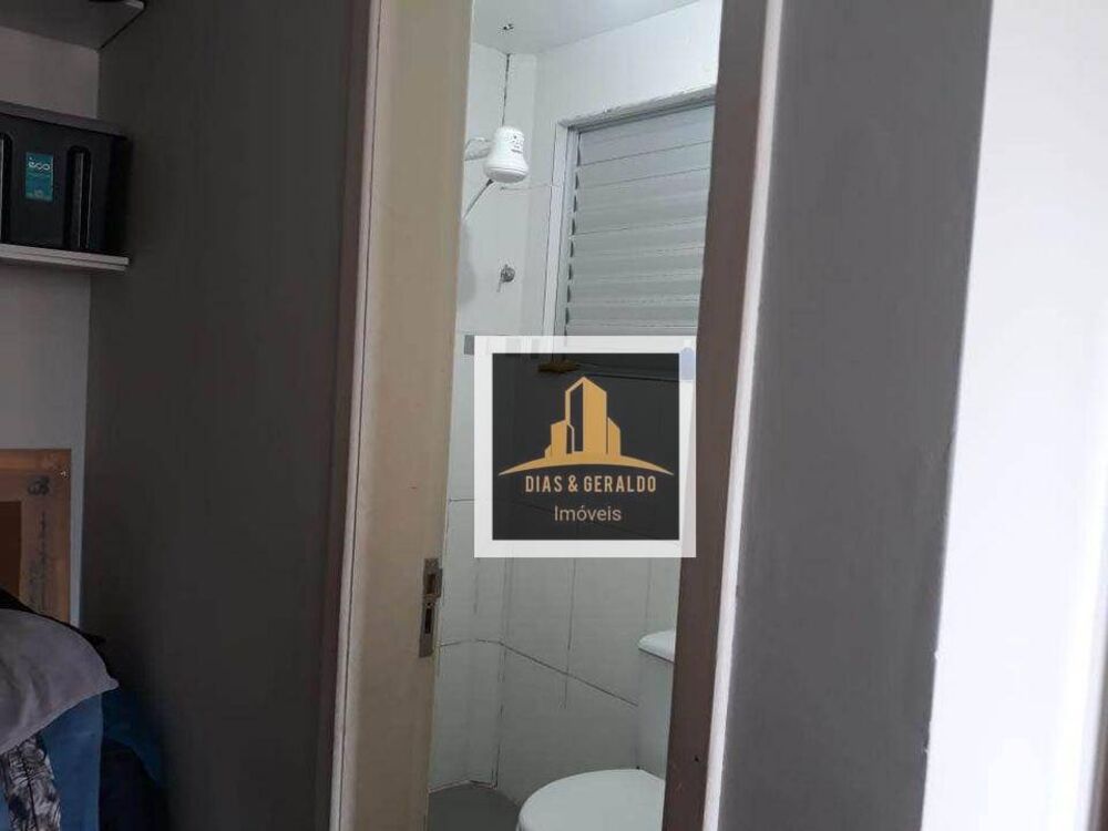 Apartamento à venda com 2 quartos, 69m² - Foto 3