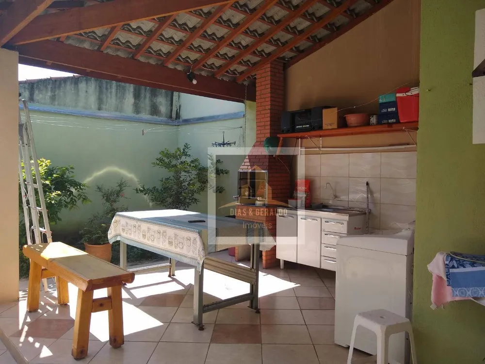 Casa, 4 quartos, 220 m² - Foto 16