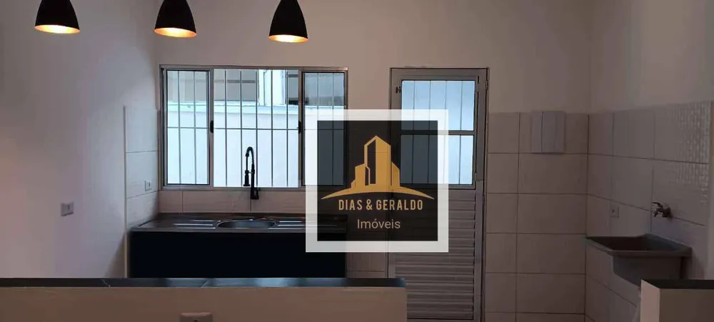 Casa, 2 quartos, 60 m² - Foto 2