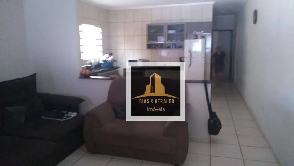 Casa, 2 quartos, 69 m² - Foto 1