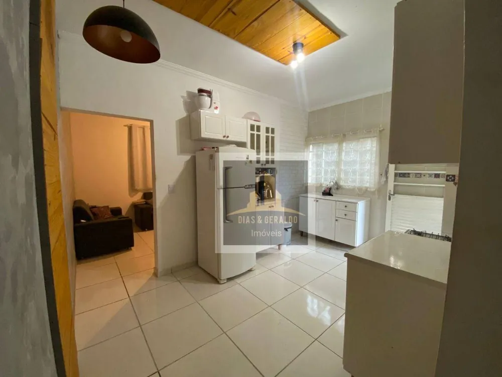 Casa, 3 quartos, 77 m² - Foto 1