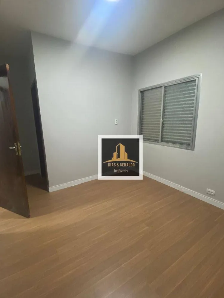 Casa, 3 quartos, 191 m² - Foto 3