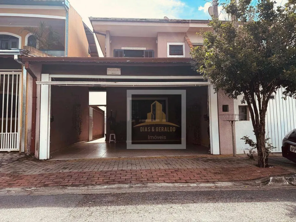 Sobrado, 3 quartos, 190 m² - Foto 1
