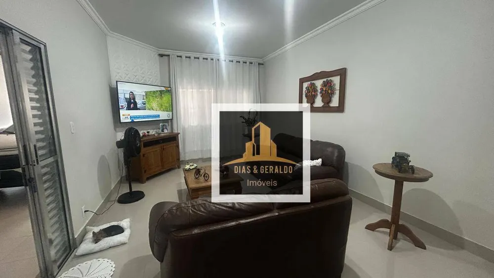 Sobrado, 3 quartos, 240 m² - Foto 3