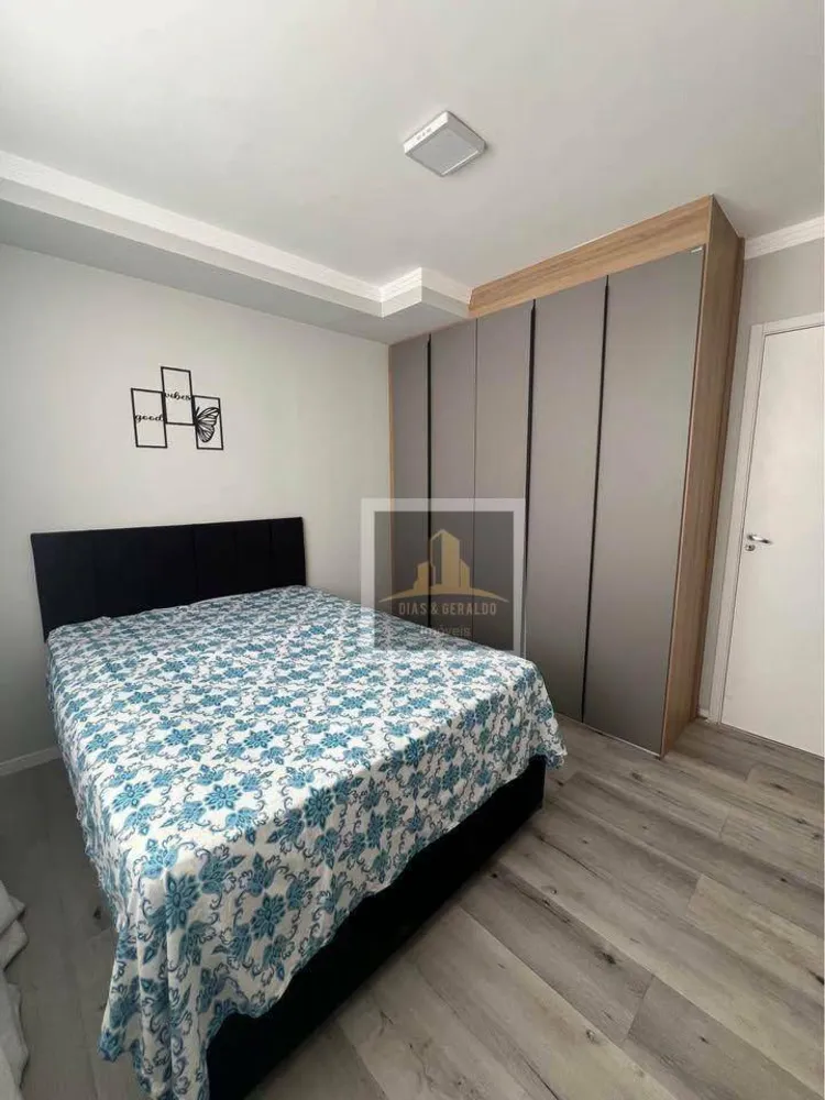 Apartamento, 3 quartos, 100 m² - Foto 2