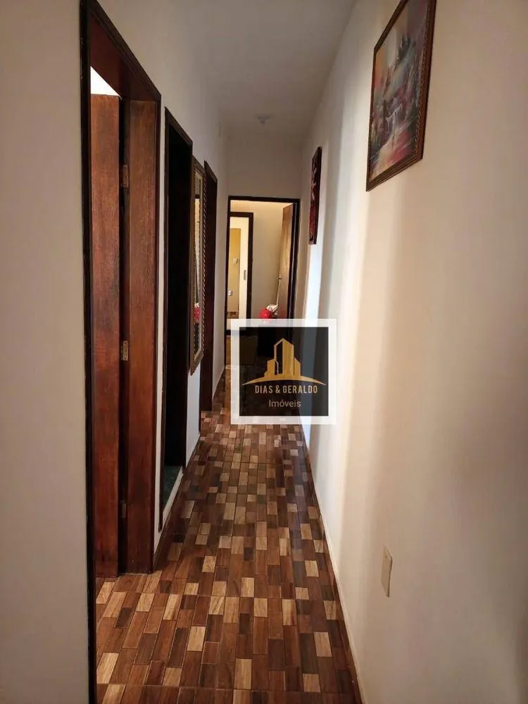 Casa, 6 quartos, 184 m² - Foto 10