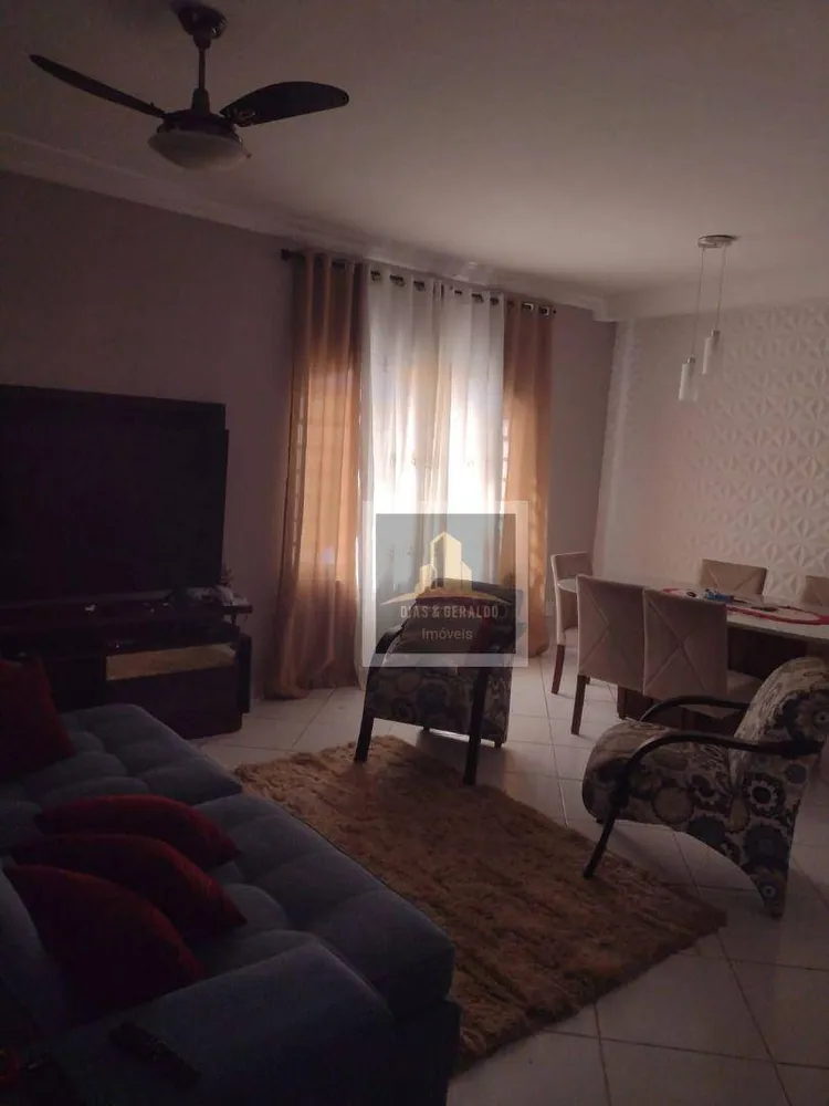 Sobrado, 3 quartos, 130 m² - Foto 2