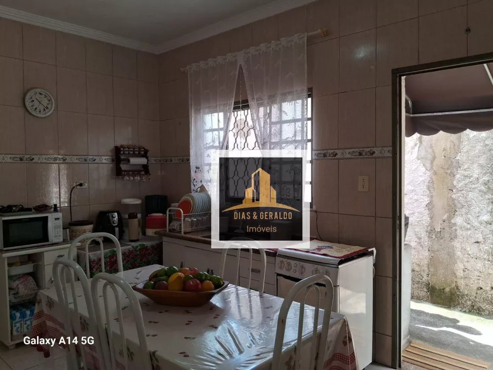 Sobrado, 6 quartos, 154 m² - Foto 4