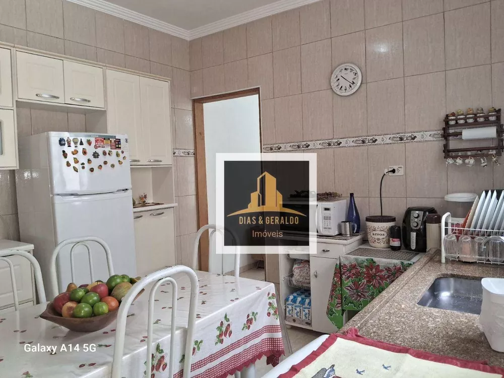 Sobrado, 6 quartos, 154 m² - Foto 3