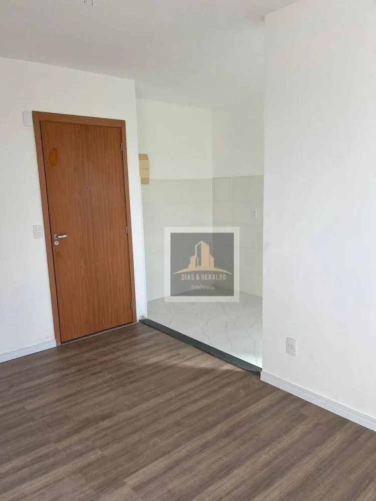 Apartamento, 2 quartos, 42 m² - Foto 2