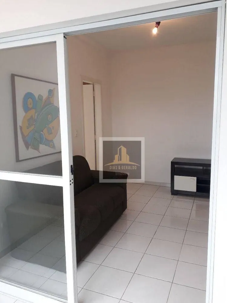 Apartamento, 1 quarto, 50 m² - Foto 2