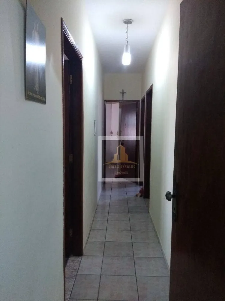 Casa, 3 quartos, 220 m² - Foto 6