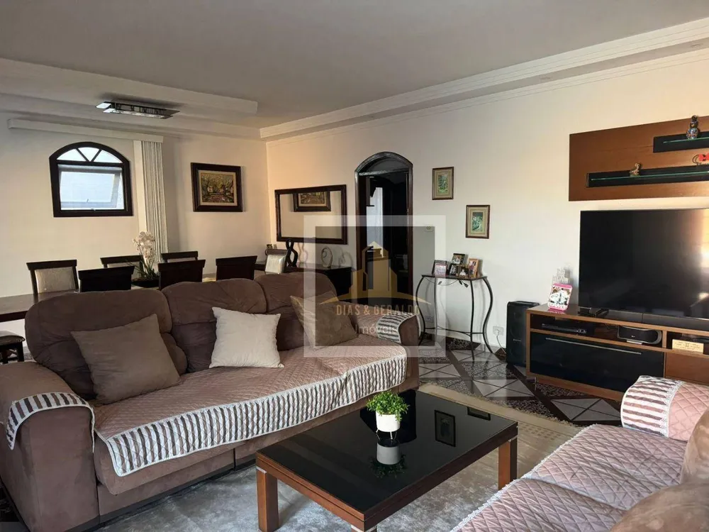 Casa, 3 quartos, 270 m² - Foto 4