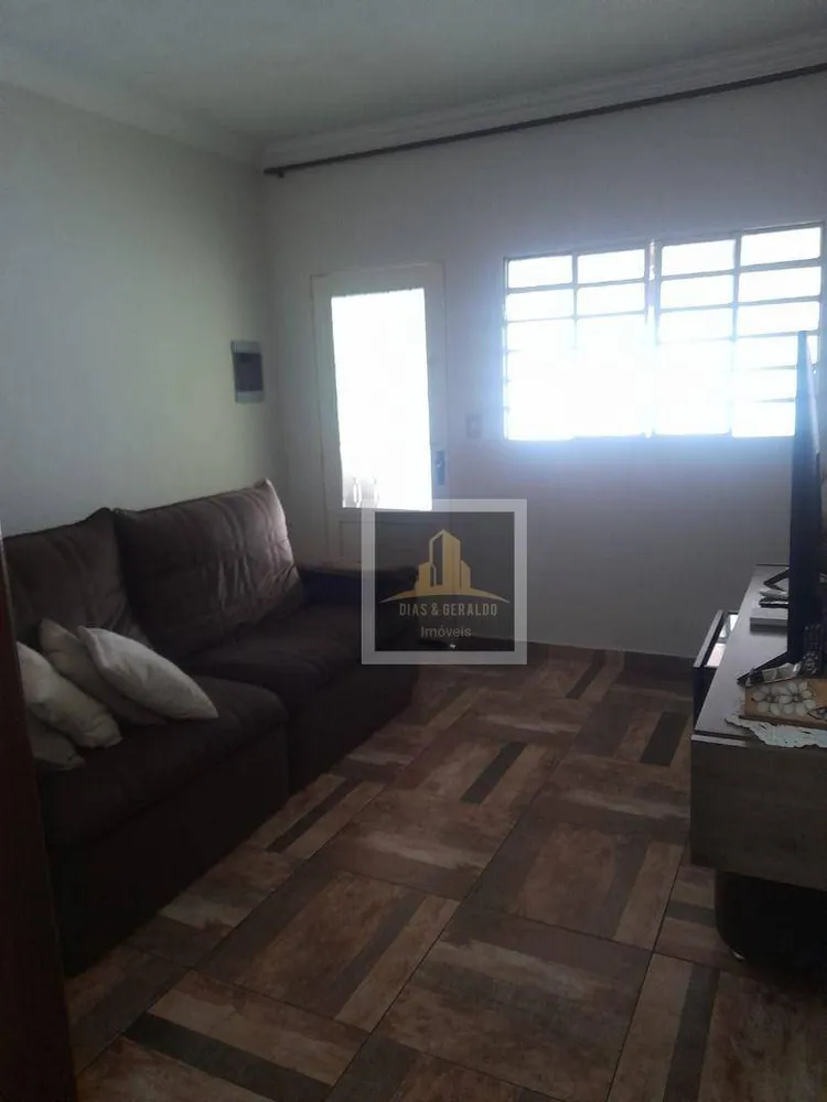 Casa, 3 quartos, 132 m² - Foto 4