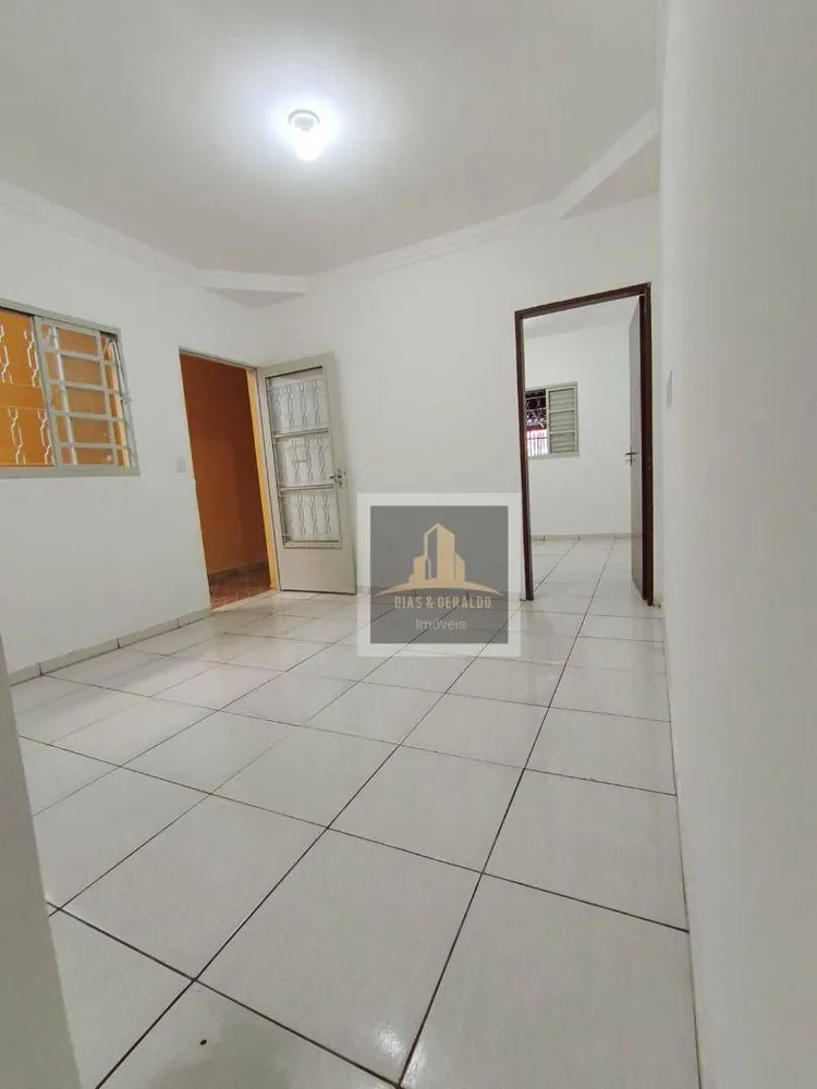 Casa, 3 quartos, 64 m² - Foto 1