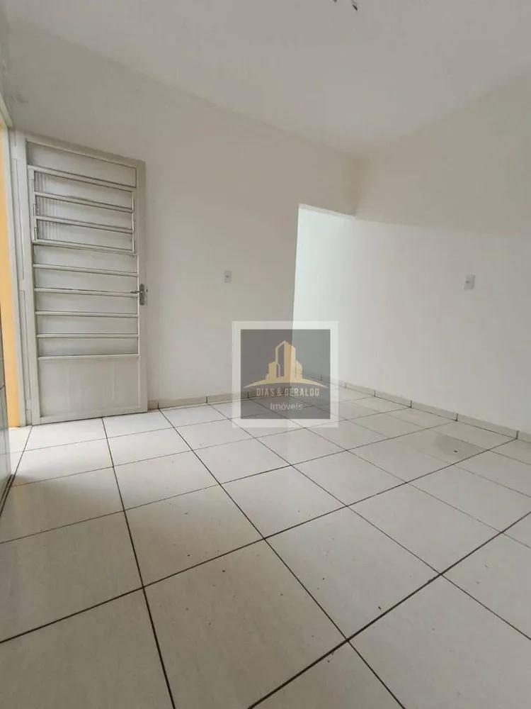 Casa, 3 quartos, 64 m² - Foto 3