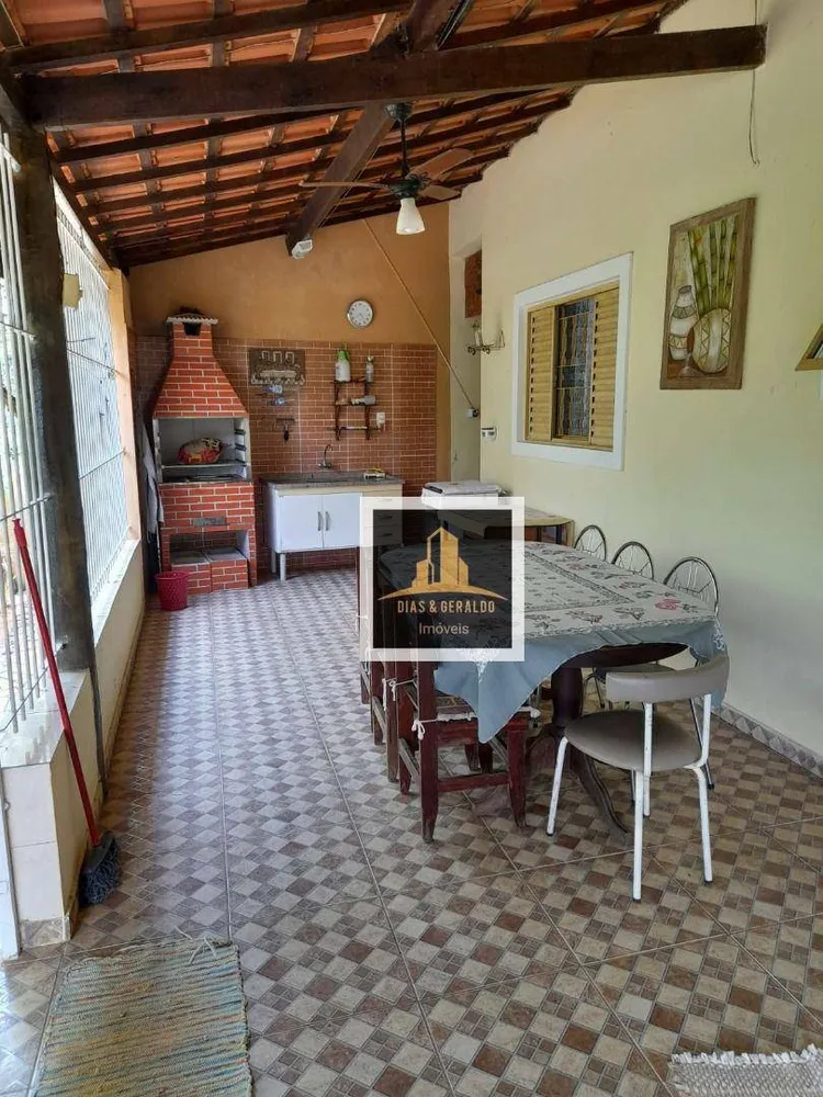 Chácara, 3 quartos, 751 m² - Foto 8
