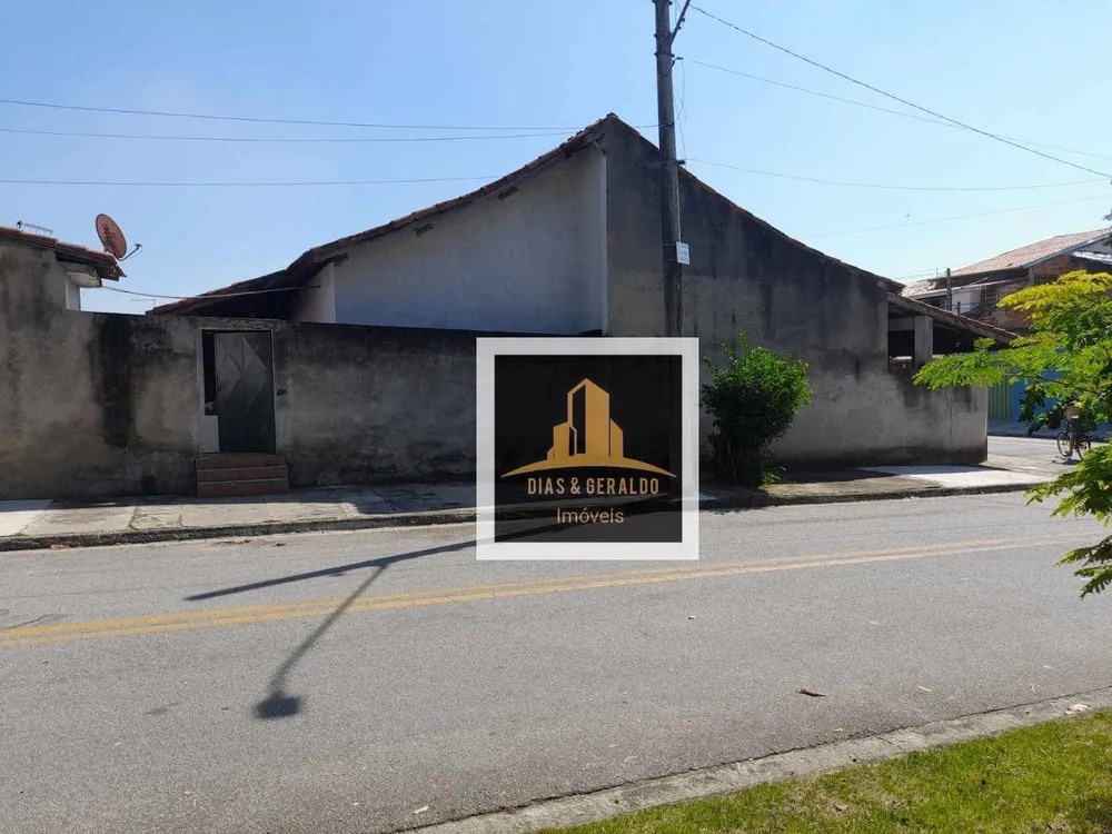 Casa, 3 quartos, 180 m² - Foto 2