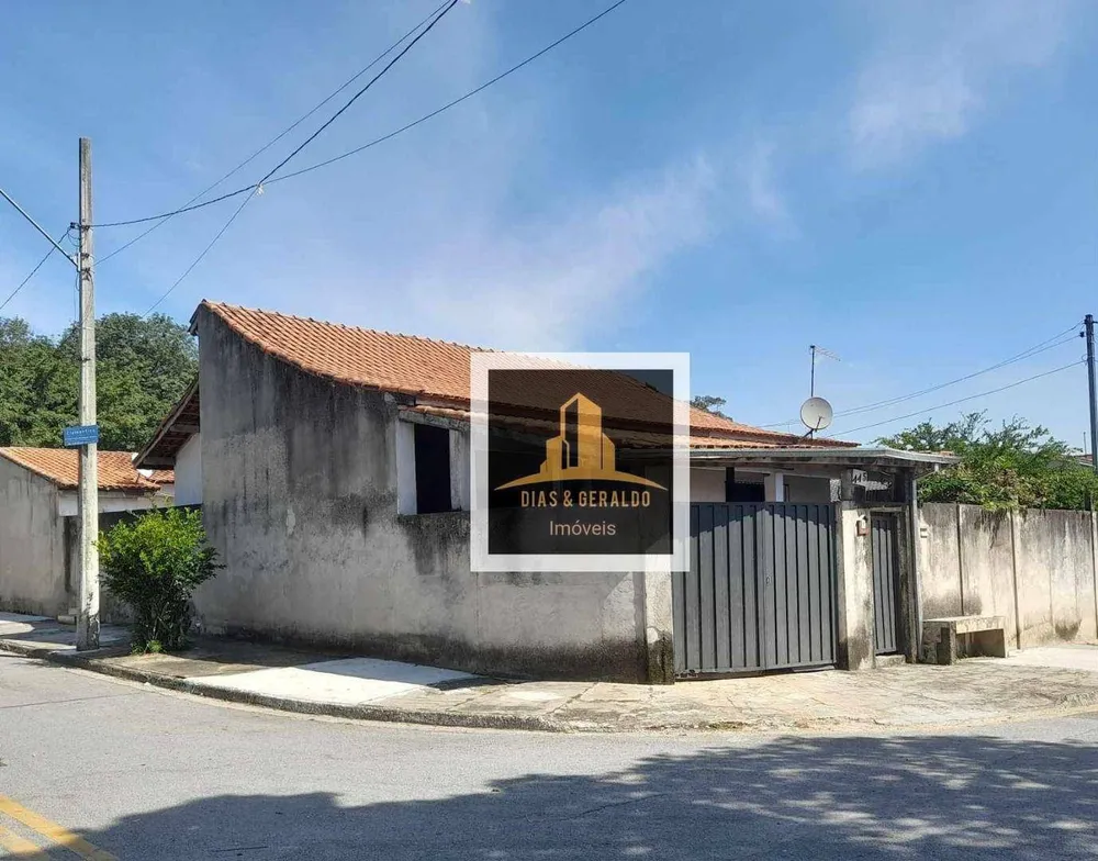 Casa, 3 quartos, 180 m² - Foto 1